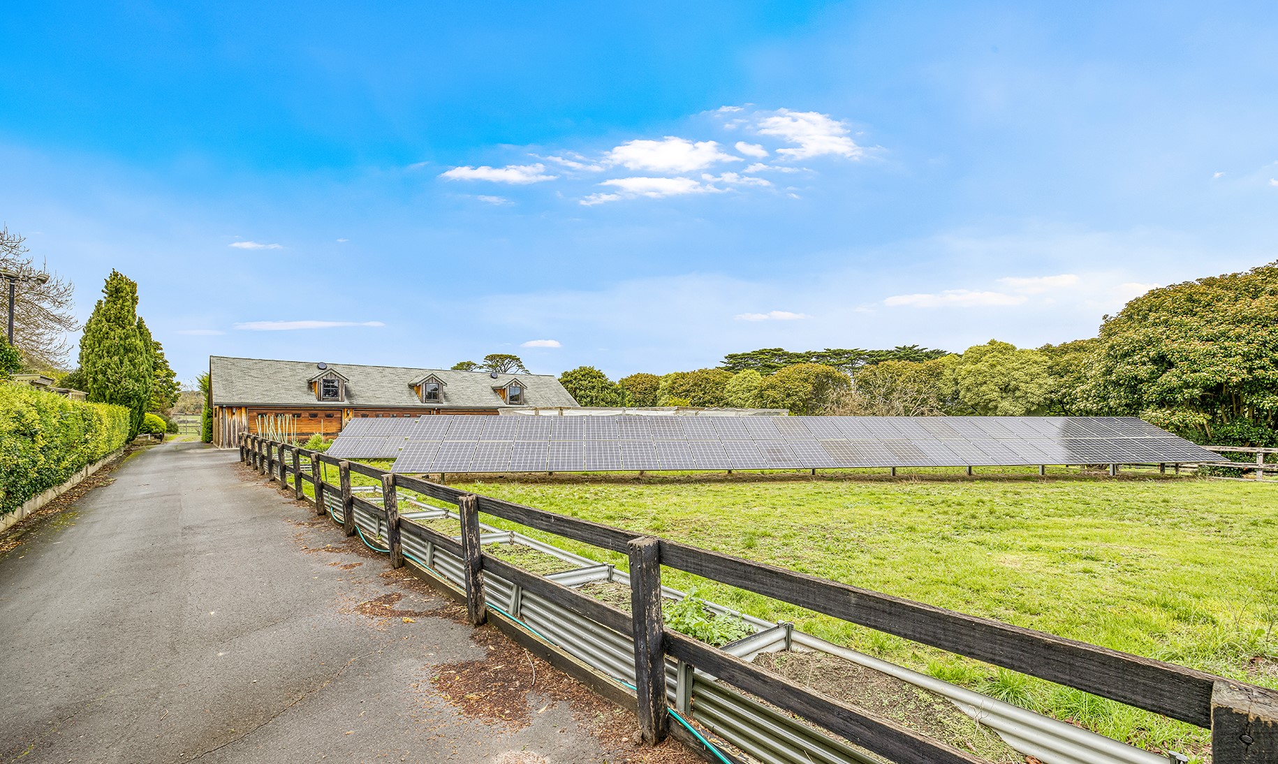 DROMANA - 20 OLD MOOROODUC ROAD